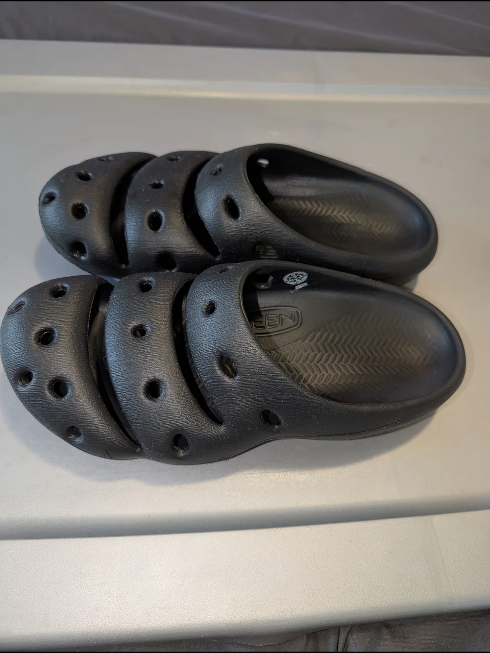 KEEN Yogui Clog Slip On Slide Sandals Black Mens Size US 13 UK 12 EU 47